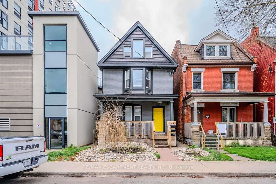 74 CATHCART Street, Hamilton, ON L8R 1M5