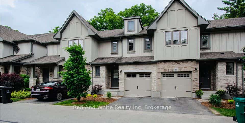 635 Saginaw Parkway #10, Cambridge, ON N1T 0C1
