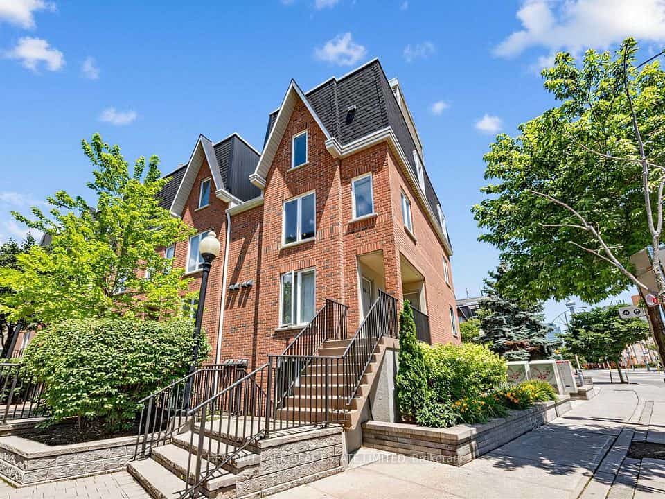 26 Douro Street #333, Toronto, ON M6K 3M4