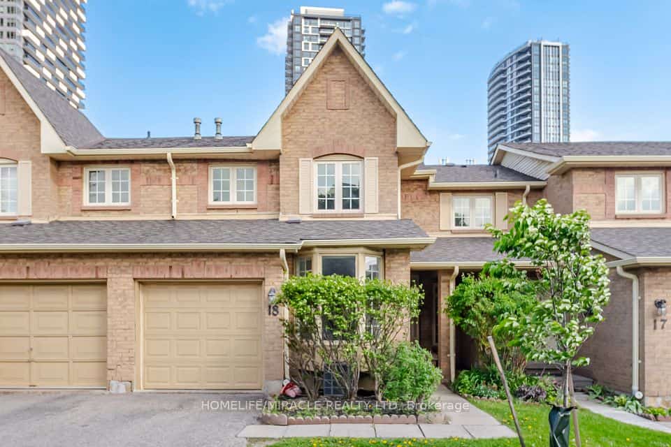 35 Ceremonial Drive #18, Mississauga, ON L5R 3G6