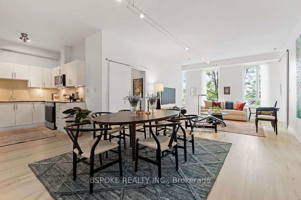 1 St Johns Road #303, Toronto, ON M6P 1T7