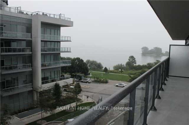 39 ANNIE CRAIG Drive #412, Toronto, ON M8V 0C5