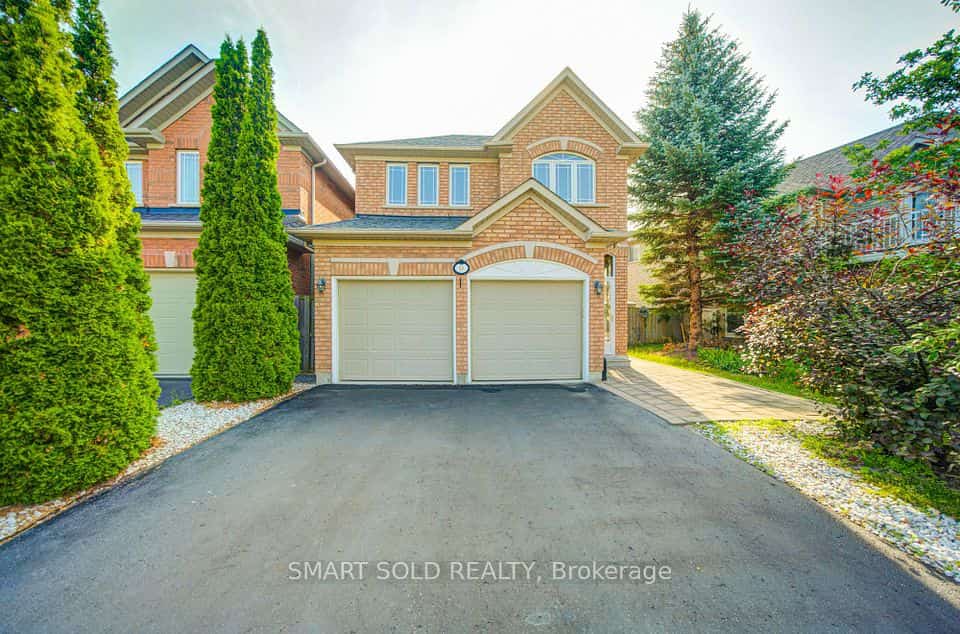 9 Pegasus Drive, Richmond Hill, ON L4E 4R2