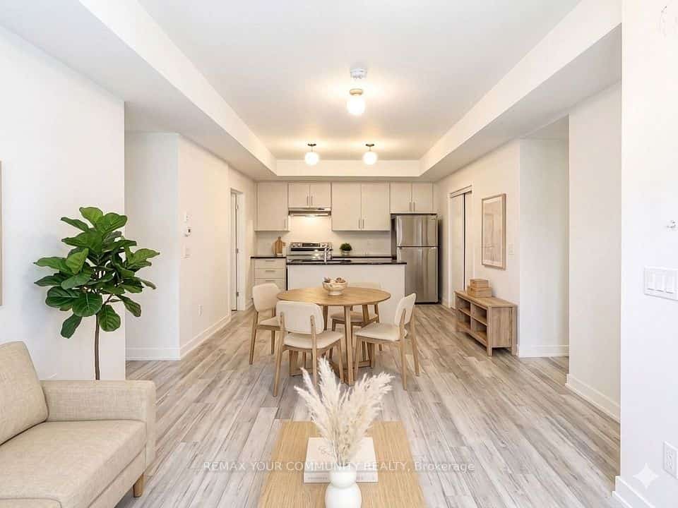 15100 Yonge Street, Aurora, Aurora