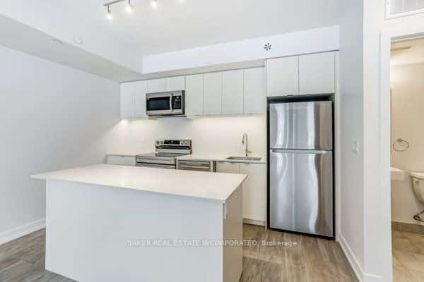 39 Farmstead Road #115, Toronto, ON M2L 2X2