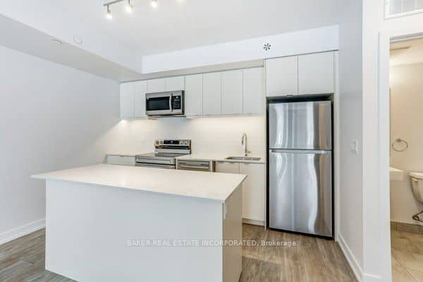39 Farmstead Road, Toronto