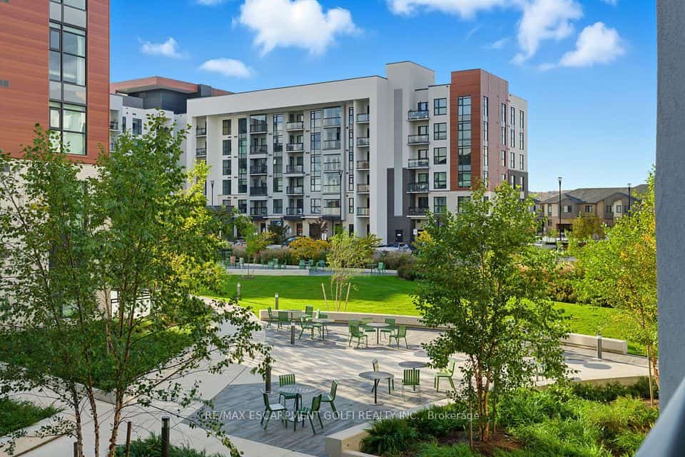 470 Gordon Krantz Avenue #204, Milton, ON L9T 2X5