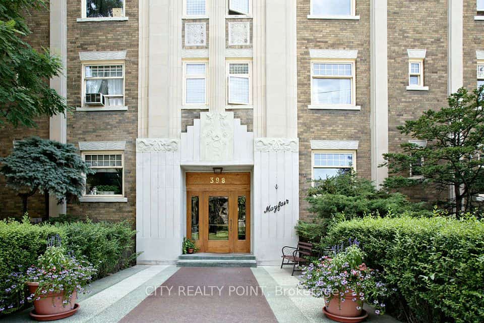 394 Avenue Road #507, Toronto, ON M4V 2H4