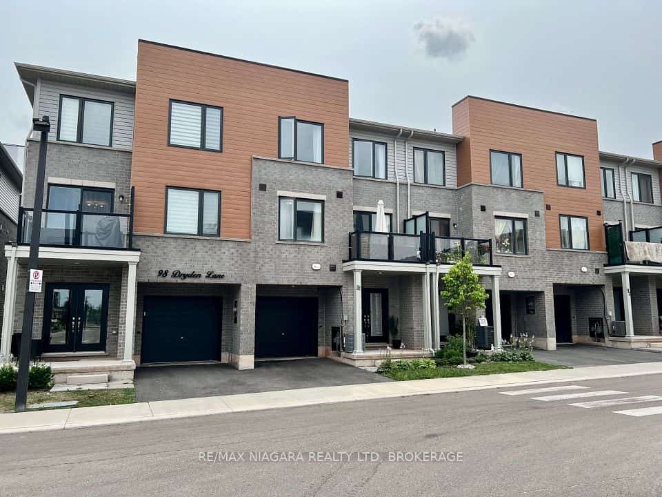 96 Dryden Lane #48, Hamilton, ON L8H 0B6