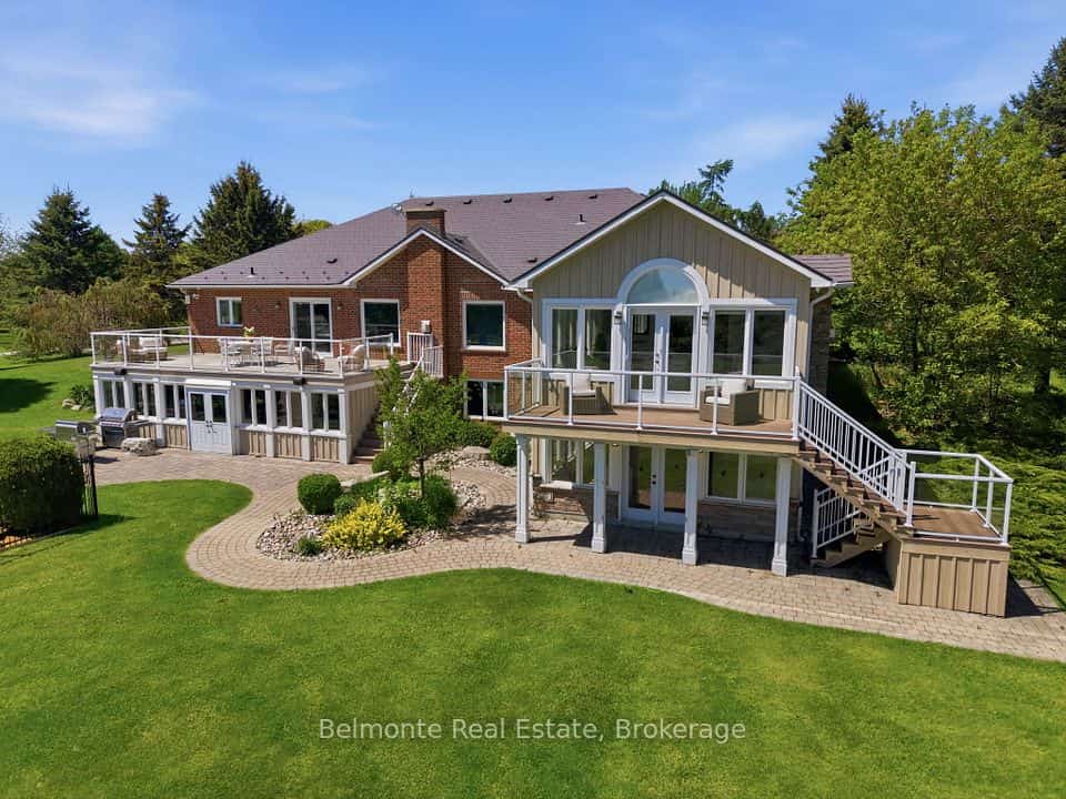 1045 Brawley Road W, Whitby, ON L1M 1M7