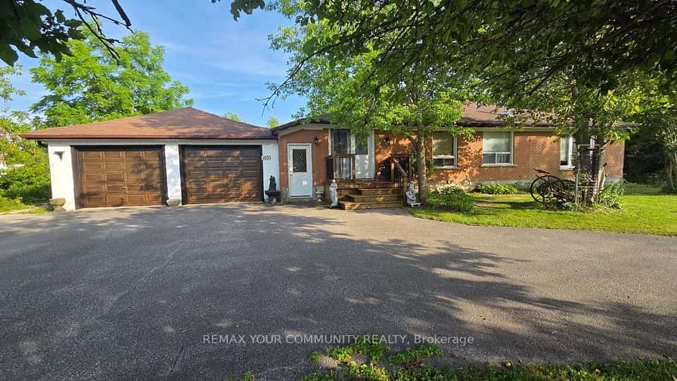 1031 Metro Road, Georgina, ON L4P 3E9