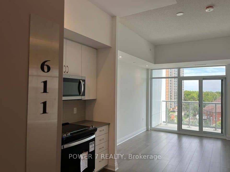 3220 Sheppard Avenue N, Toronto