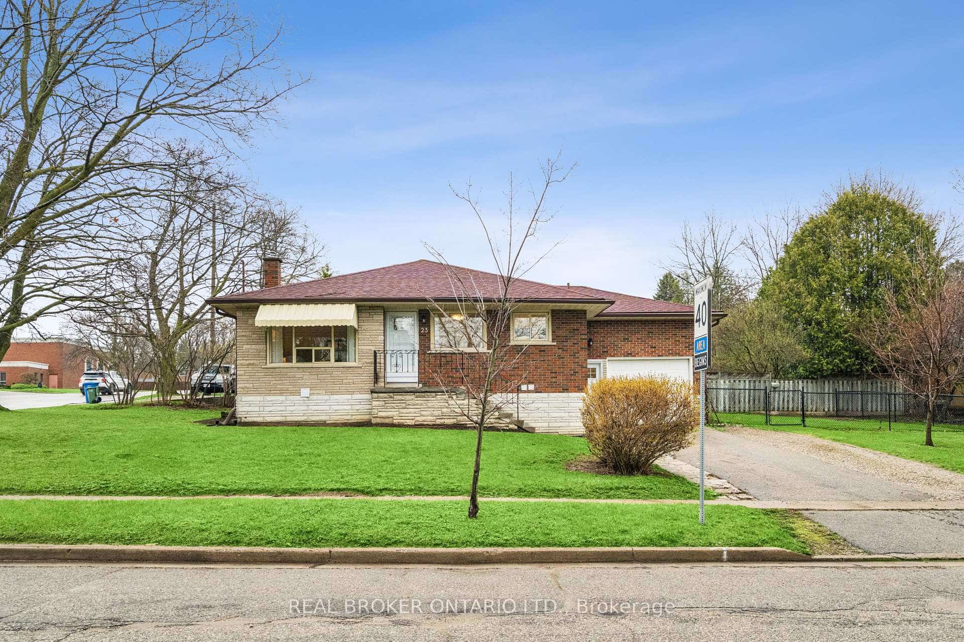 23 Knightswood Boulevard, Guelph, ON N1E 3W3