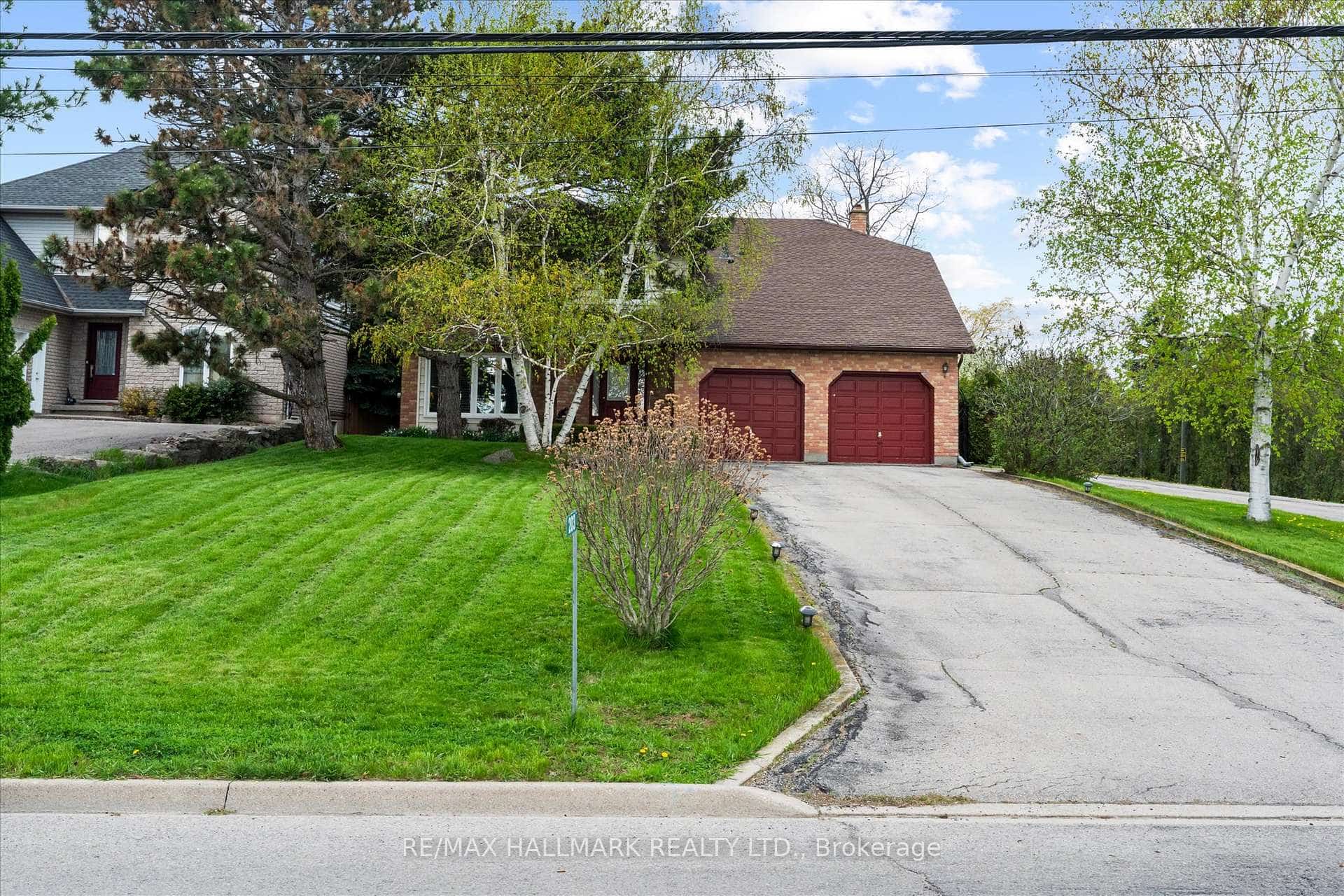 203 Jones Road, Hamilton, ON L8E 5J4