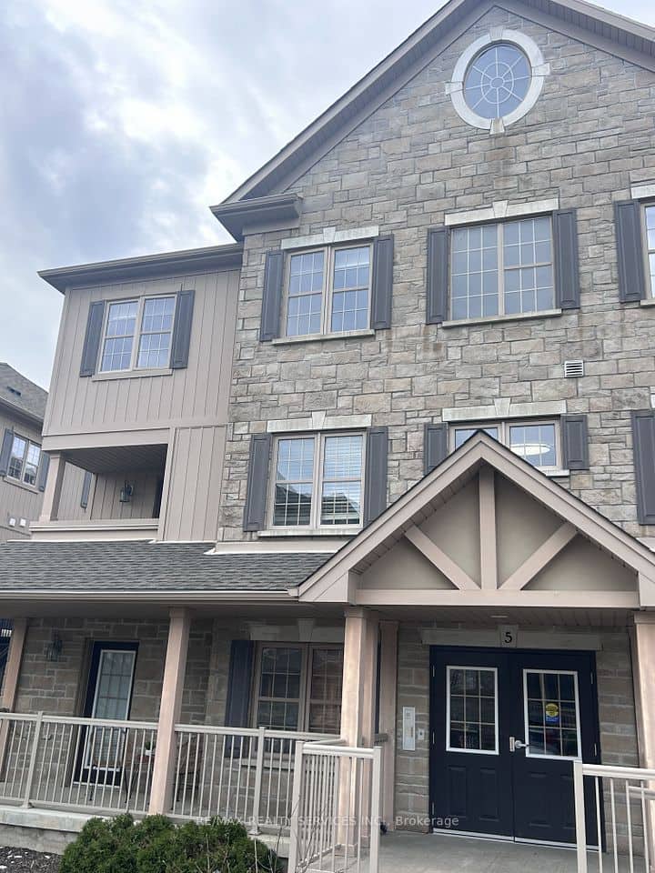 1460 Highland Road, Kitchener, Kitchener