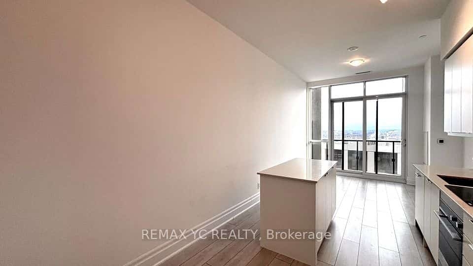 30 Elm Drive #PH06, Mississauga, ON L5B 0N6