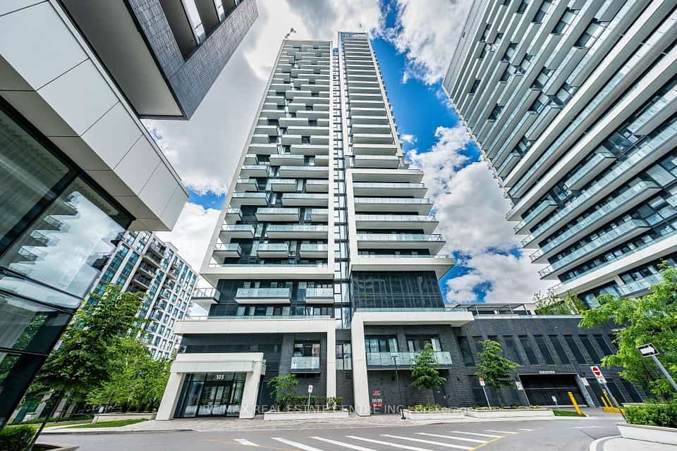 105 Oneida Crescent, Richmond Hill