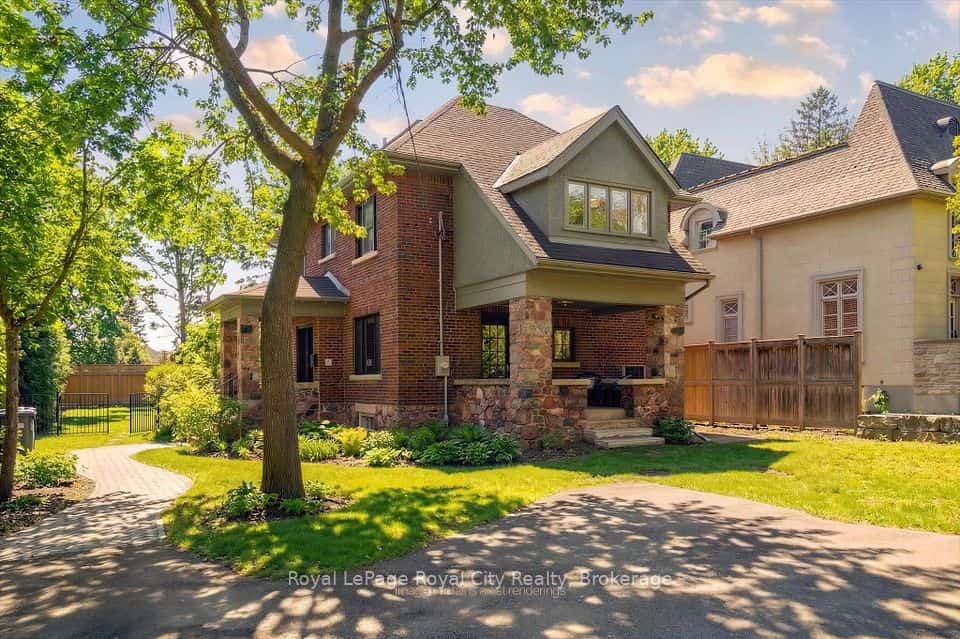 87 University Avenue W, Guelph, ON N1G 1P1