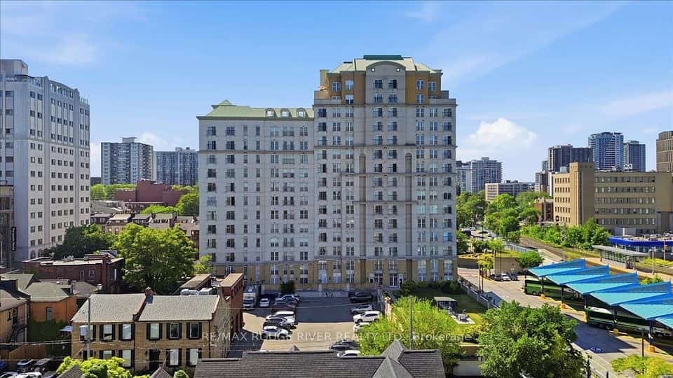 135 James Street S #1401, Hamilton, ON L8P 2Z6
