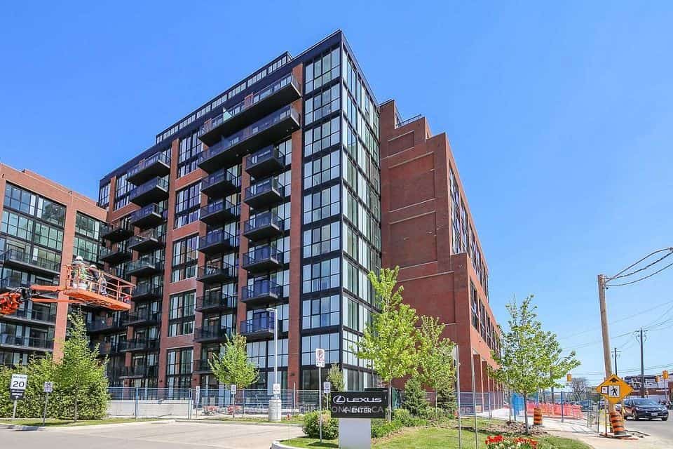 2300 St. Clair Avenue W #309, Toronto, ON M6N 1K8