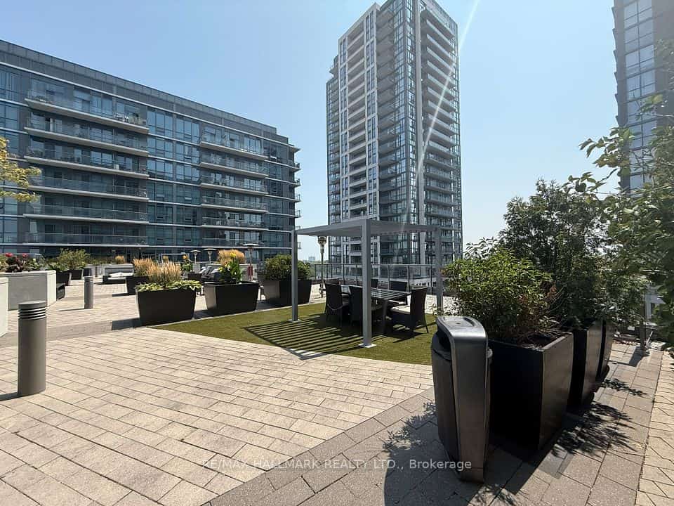 1185 The Queensway Street #1211, Toronto, ON M8Z 0C6