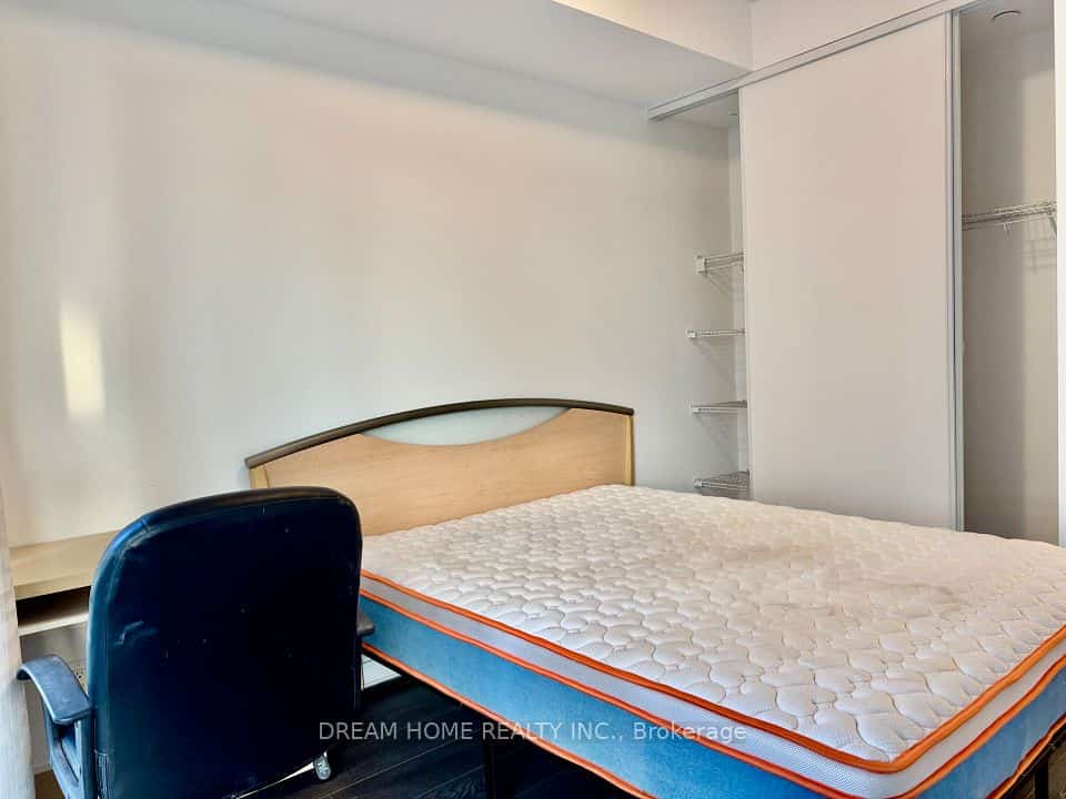 609 Avenue Road #306, Toronto, ON M4V 2K3