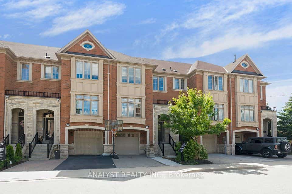 34 George Bogg Road, Vaughan, ON L4L 0A3