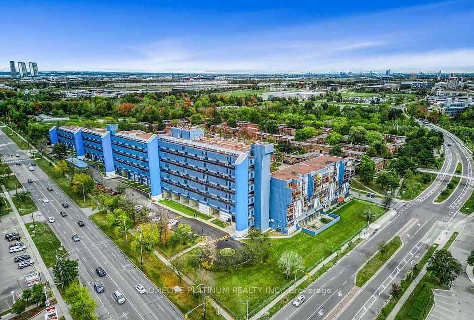 4745 Jane Street Condos, Toronto