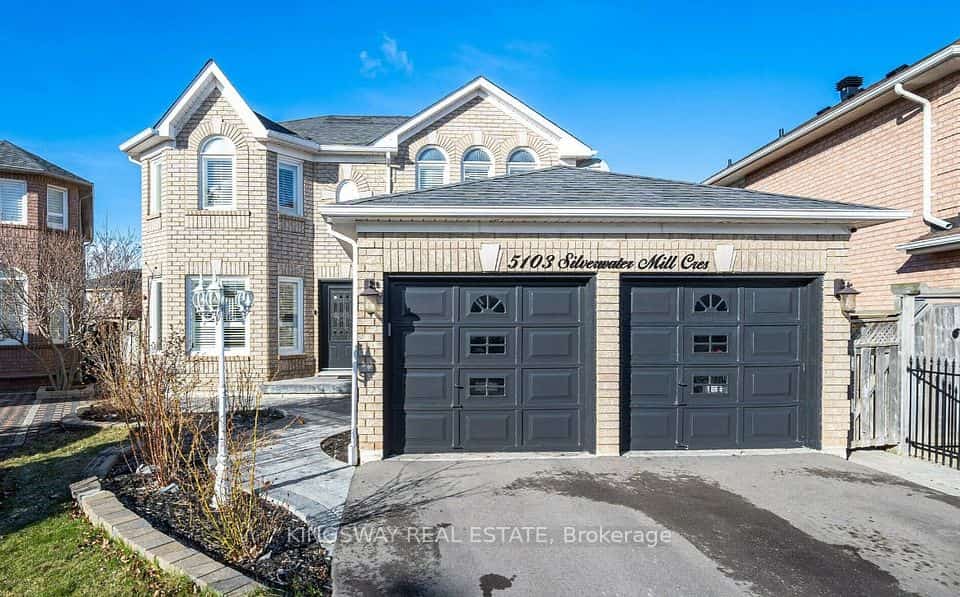 5103 Silverwater Mill Crescent, Mississauga, ON L5V 2B2