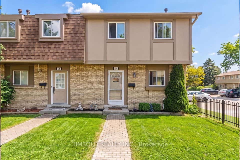 57 Hansen Road N #29, Brampton, ON L6V 3C6