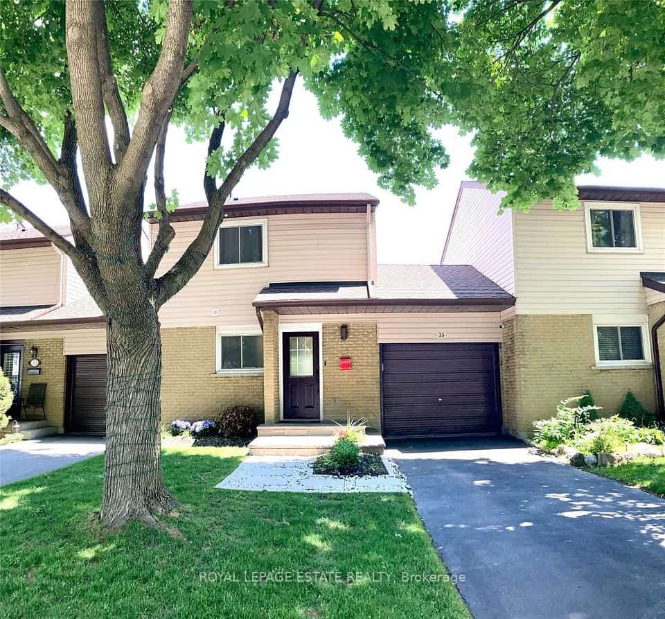 35 Queenslea Drive #70, Hamilton, ON L8W 1T7