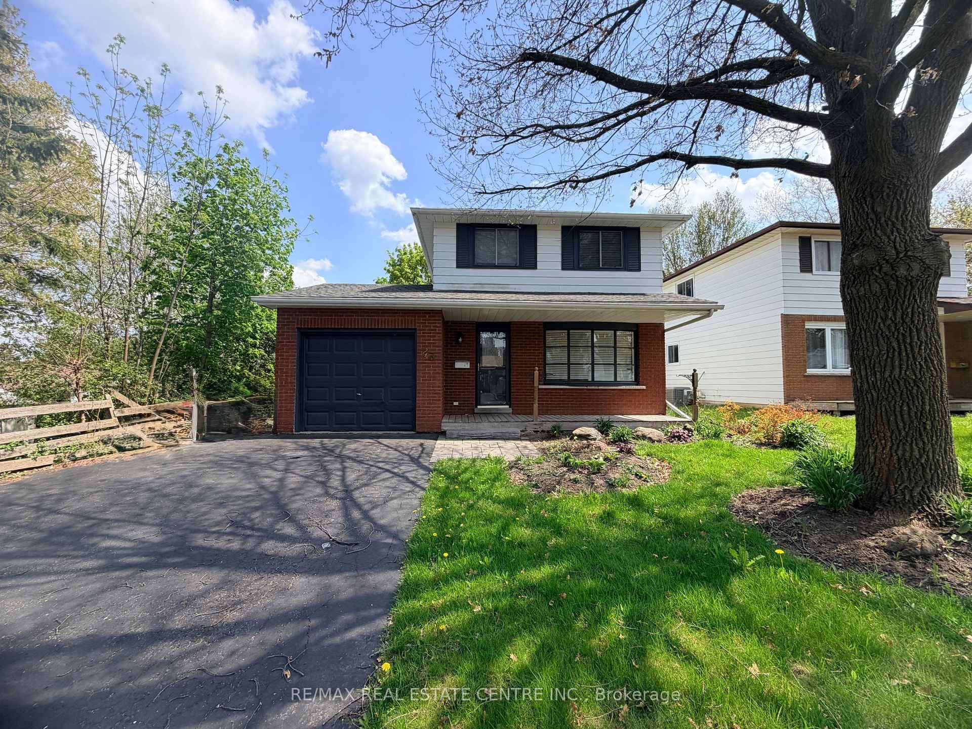 43 Forest Glen Crescent, Kitchener, ON N2N 1C7