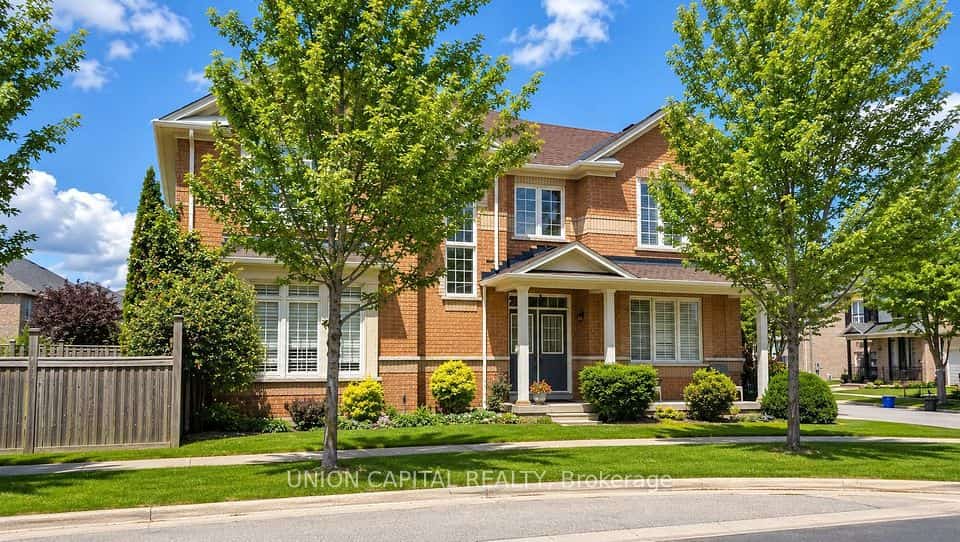 2 Solace Road, Markham, ON L6E 0A3