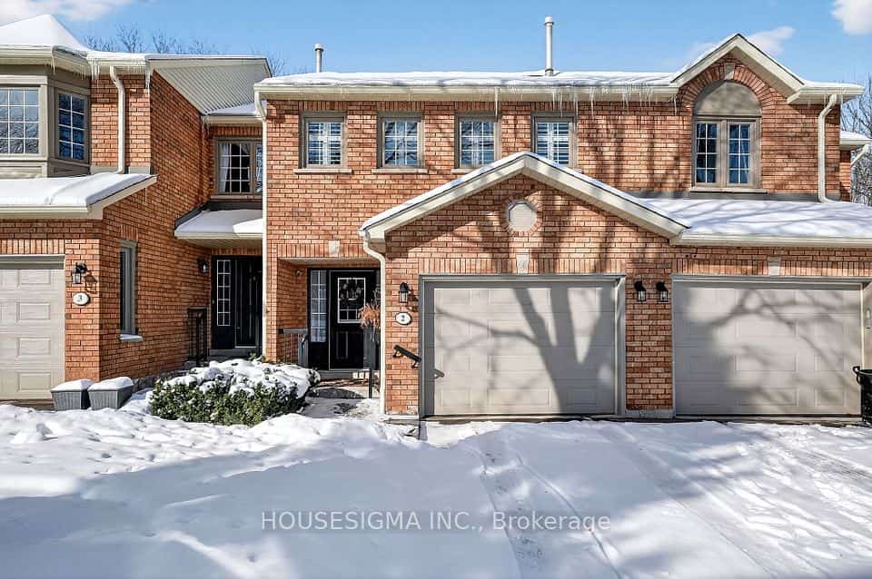 14 Huntingwood Avenue #2, Hamilton, ON L9H 6X3