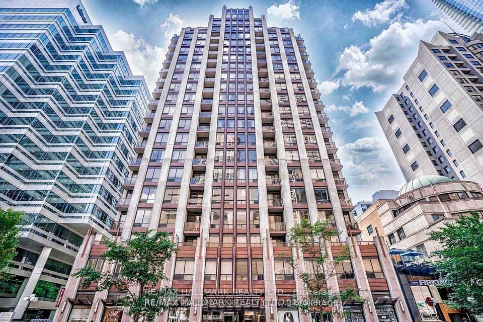 85 Bloor Street, Toronto