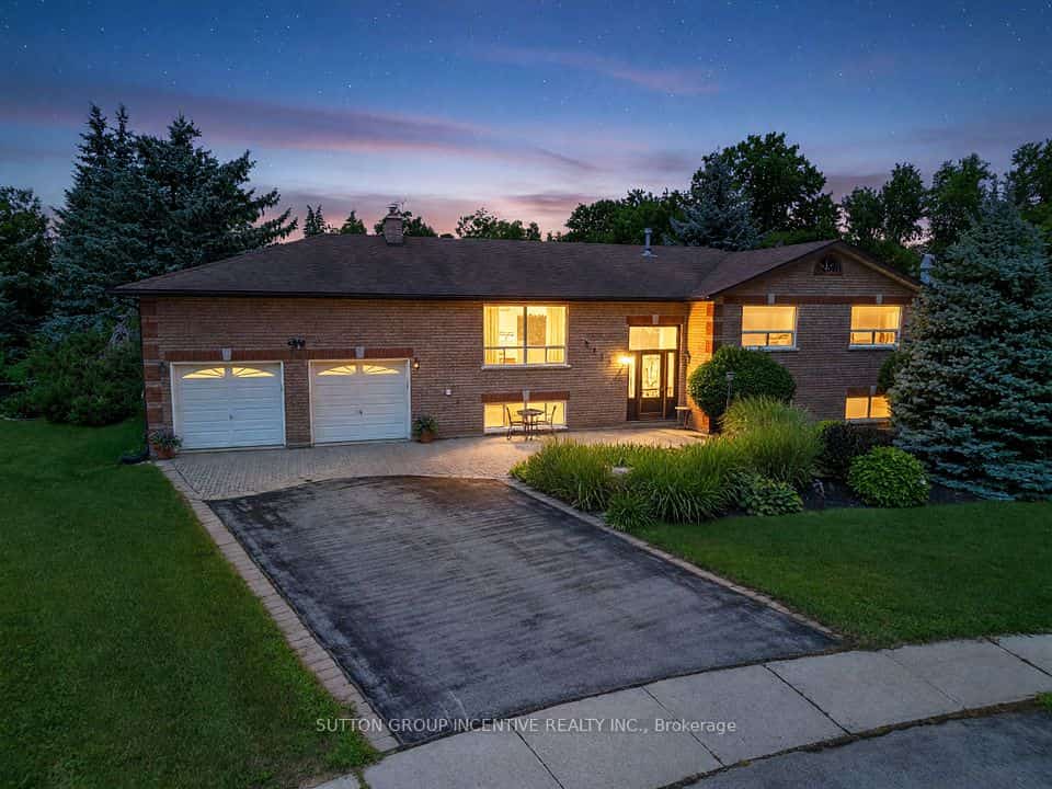 2114 Chantler Street, Innisfil, ON L9S 1B6