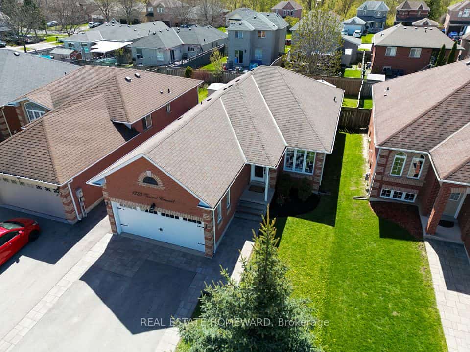 1283 Vincent Crescent, Innisfil, ON L9S 1Z6