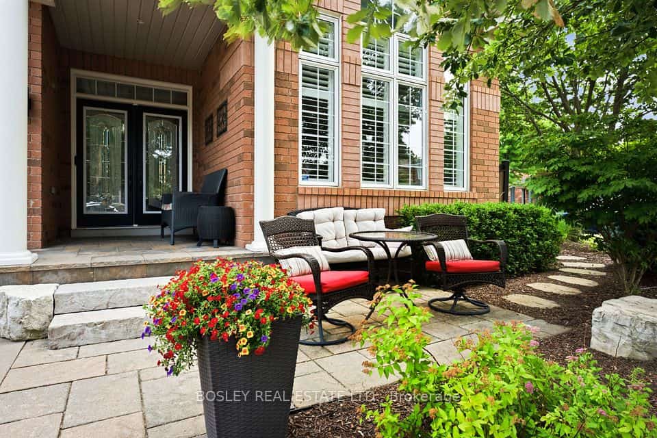2160 Highcliffe Way, Oakville, ON L6M 5B6