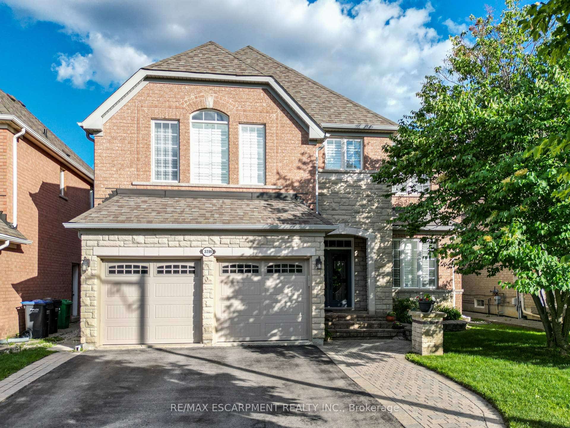 3296 Topeka Drive, Mississauga, ON L5M 7V1