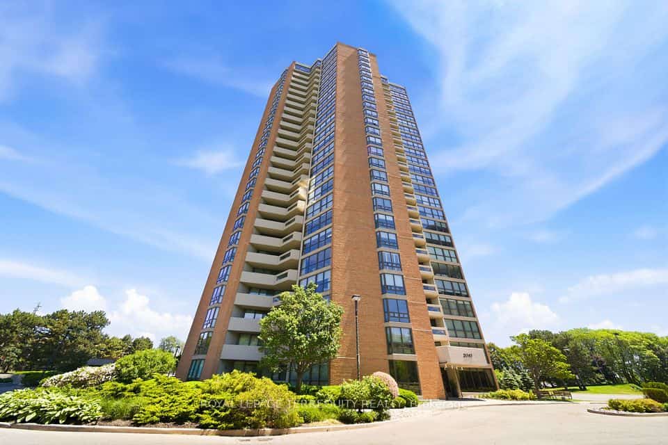2010 Islington Avenue, Toronto