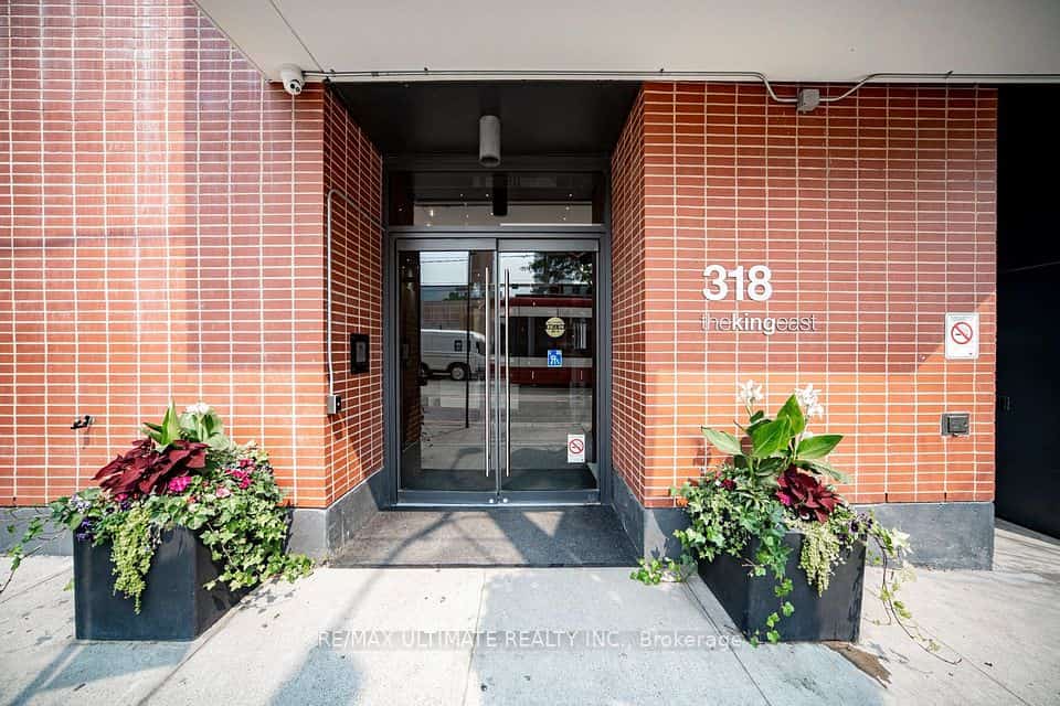 318 King Street E #1108, Toronto, ON M5A 0C1