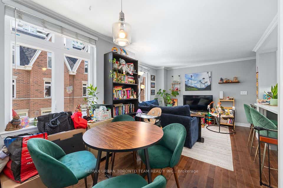 85 Lillian Street #21, Toronto, ON M4S 2H7