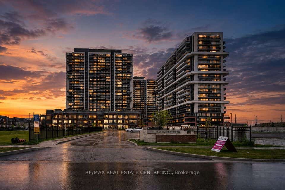 2545 Simcoe St N #2401, Oshawa, ON L1L 0W3