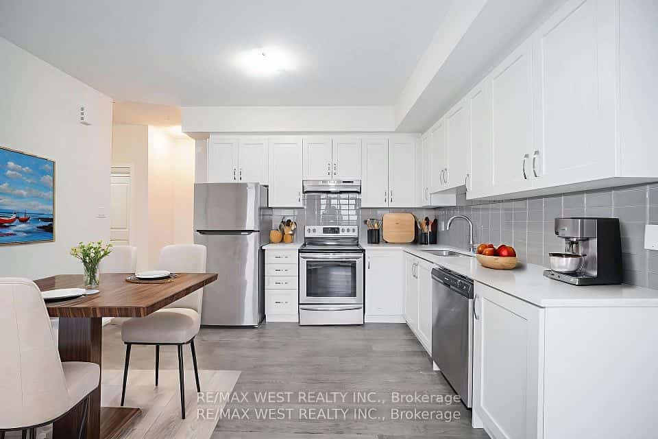 39 John Perkins Bull Drive #20, Toronto, ON M3K 0C3