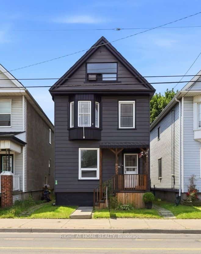 522 Cannon Street E, Hamilton, ON L8L 2E8