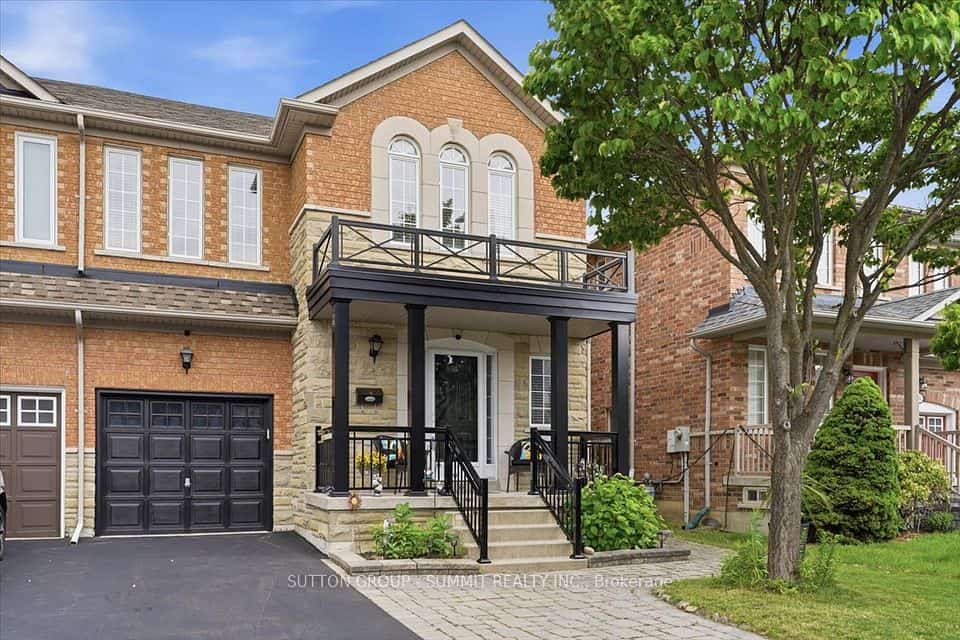 42 Dylan Street, Vaughan, ON L4H 2X5
