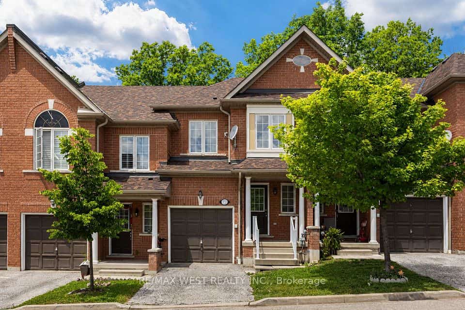 7360 Zinnia Place #77, Mississauga, ON L5W 2A4