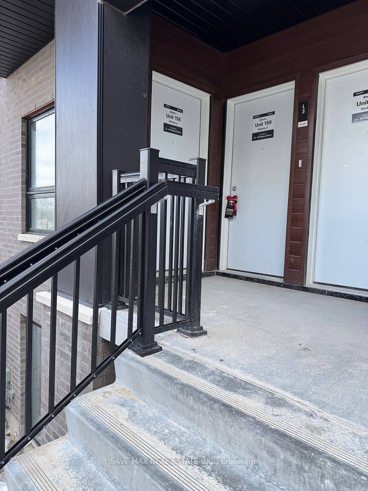 40 Palace Street, Kitchener, Kitchener