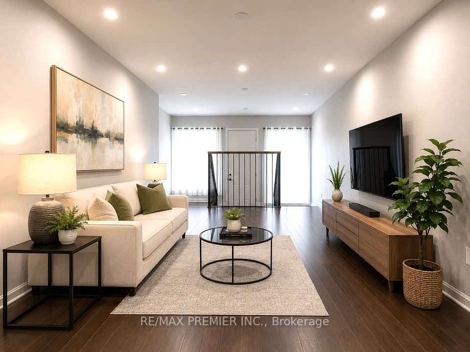 254 John Garland Boulevard #140, Toronto, ON M9V 1N8