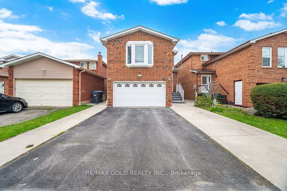 18 Mcgraw Avenue, Brampton, ON L6X 3M4
